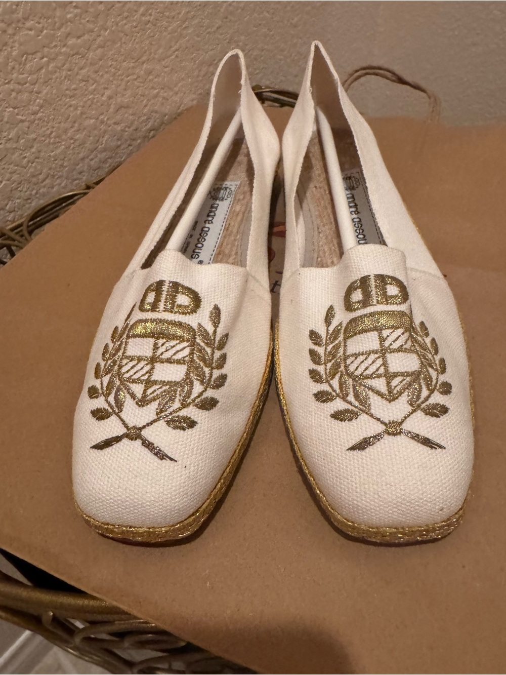 Andre Assous White Canvas Espadrilles with Gold Crest Embroidery